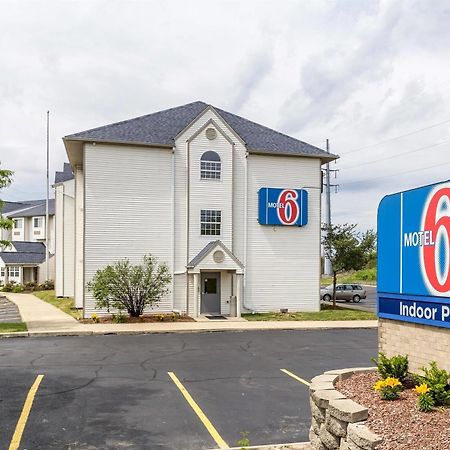 Motel 6-Streetsboro, Oh Bagian luar foto