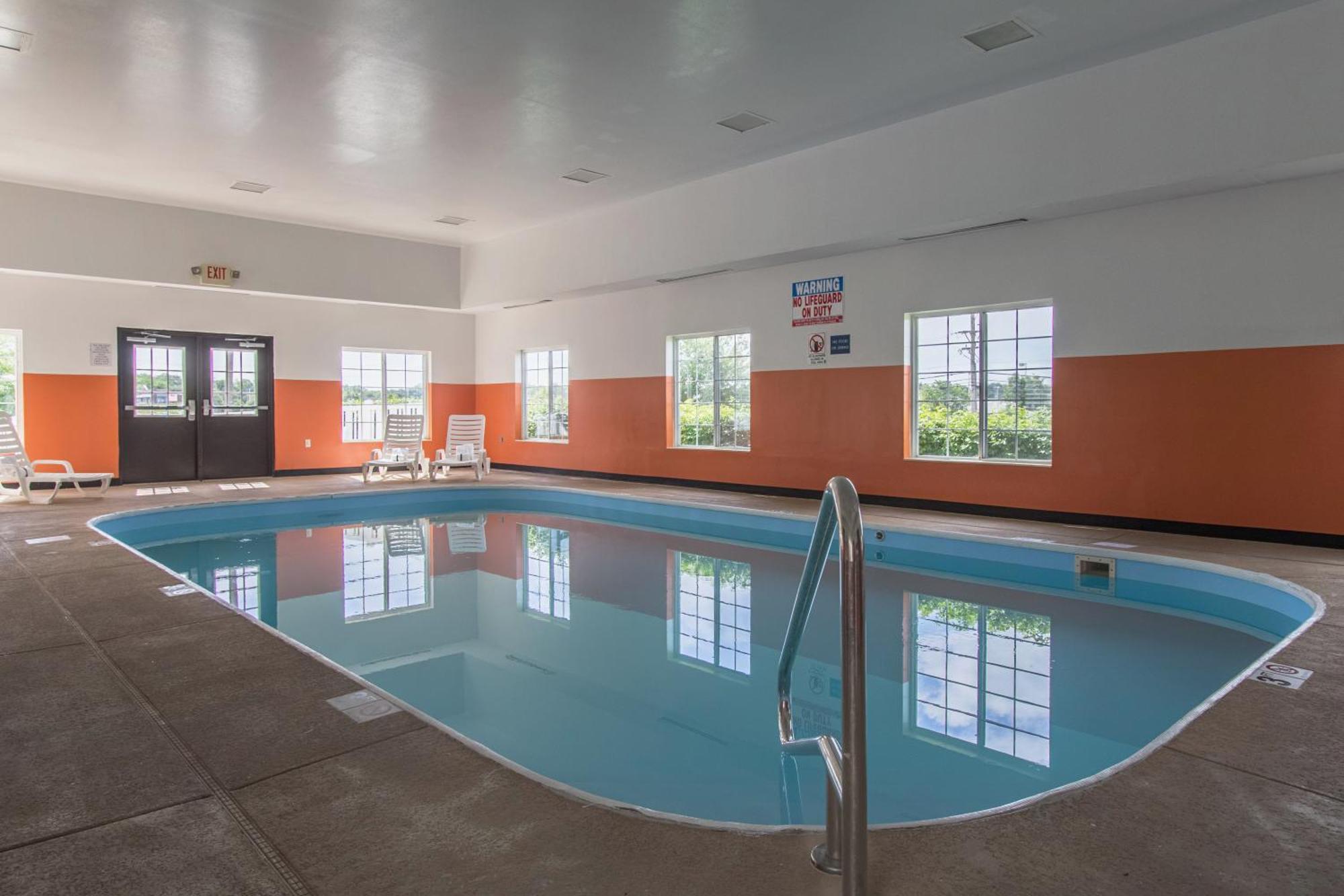 Motel 6-Streetsboro, Oh Bagian luar foto